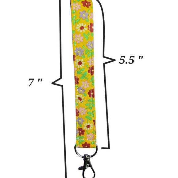 Keychain Wristlet | Key Fob Wristlet | Fabric Keychain | Floral Keychain | - Picture 2 of 10